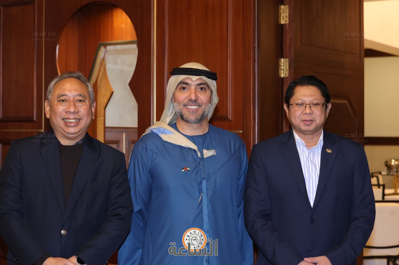 Madar Al-Saa Images 0.47270098984368936