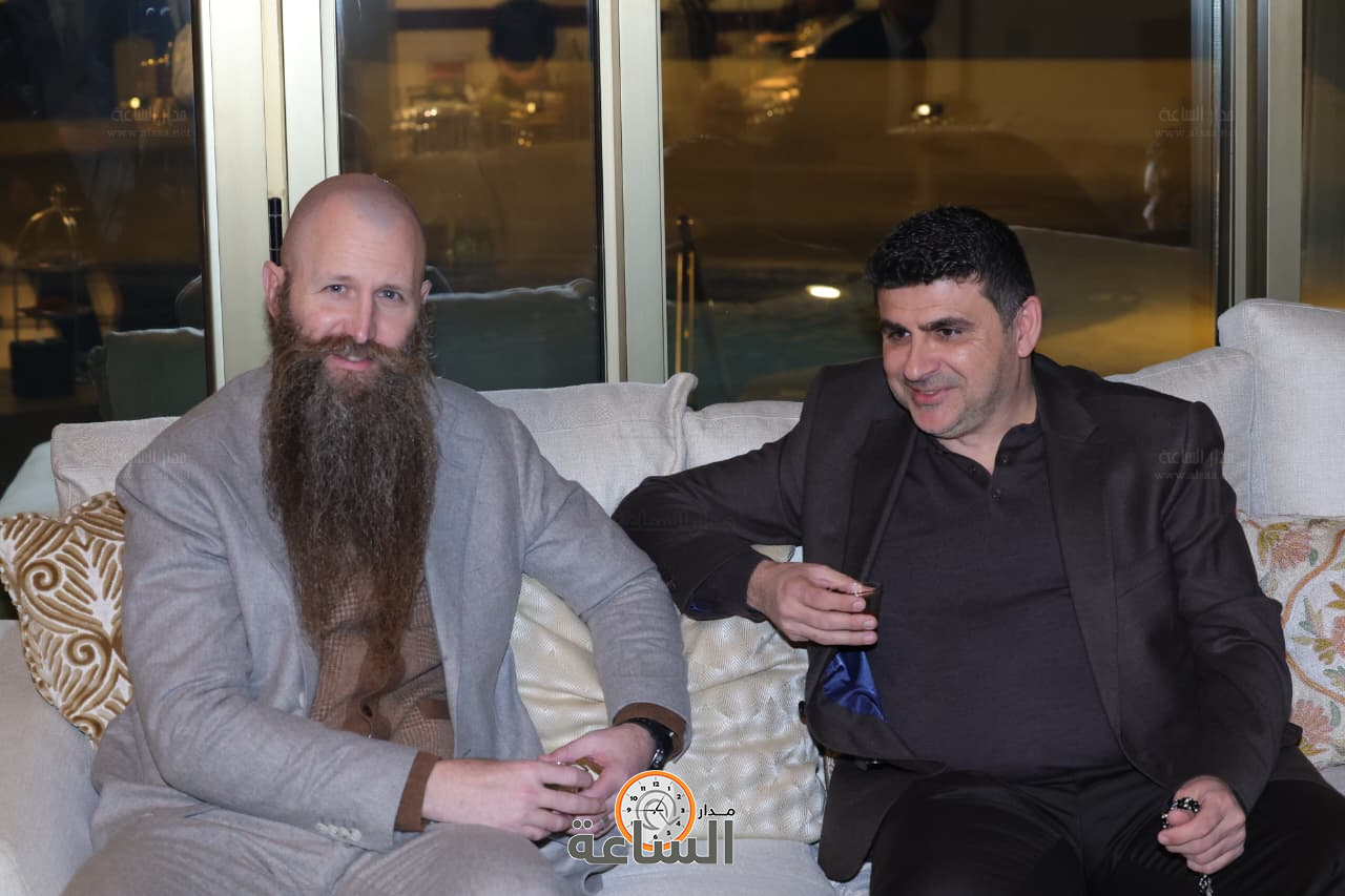 Madar Al-Saa Images 0.8351525202457277