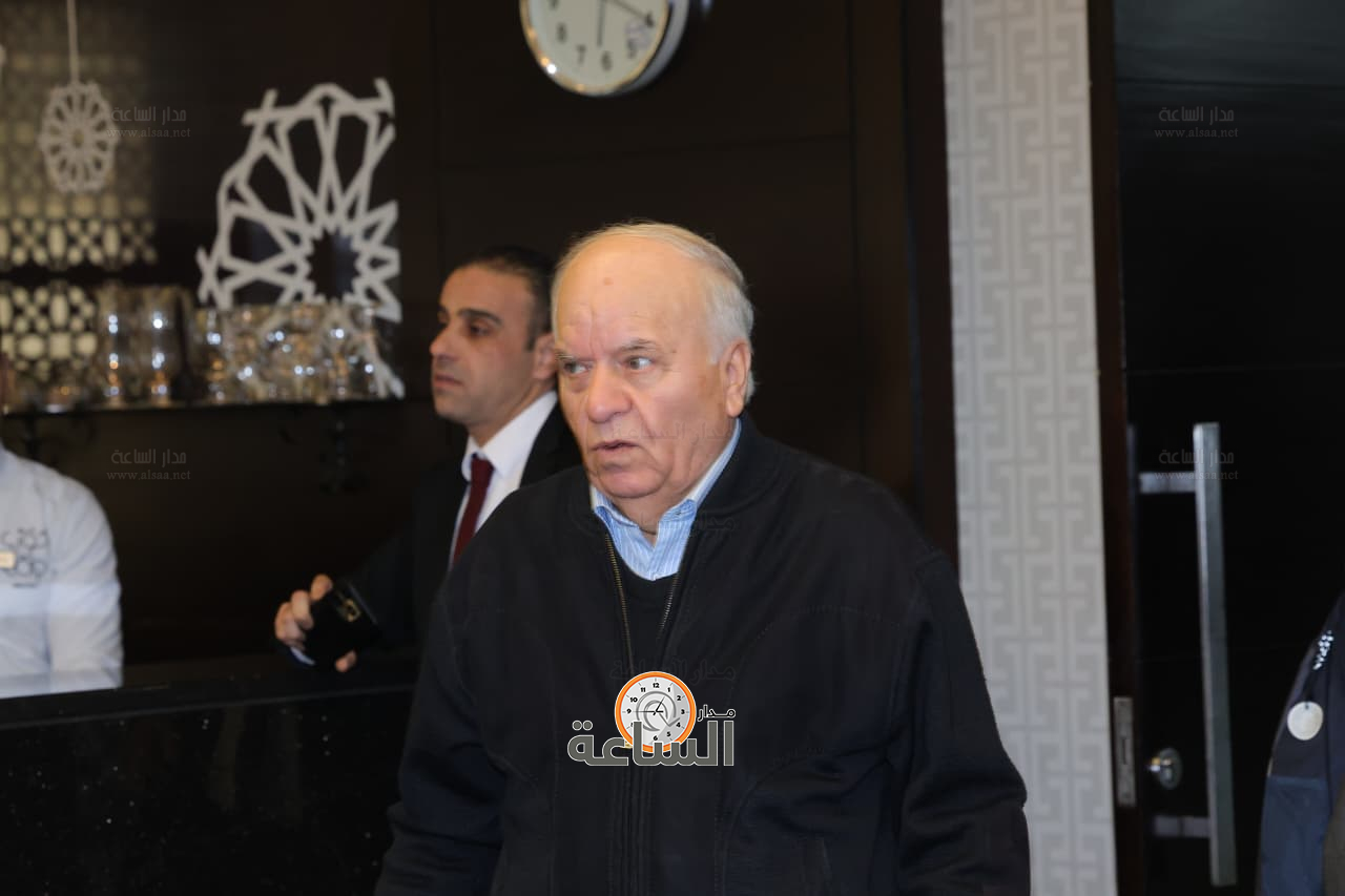 Madar Al-Saa Images 0.6177310211655136