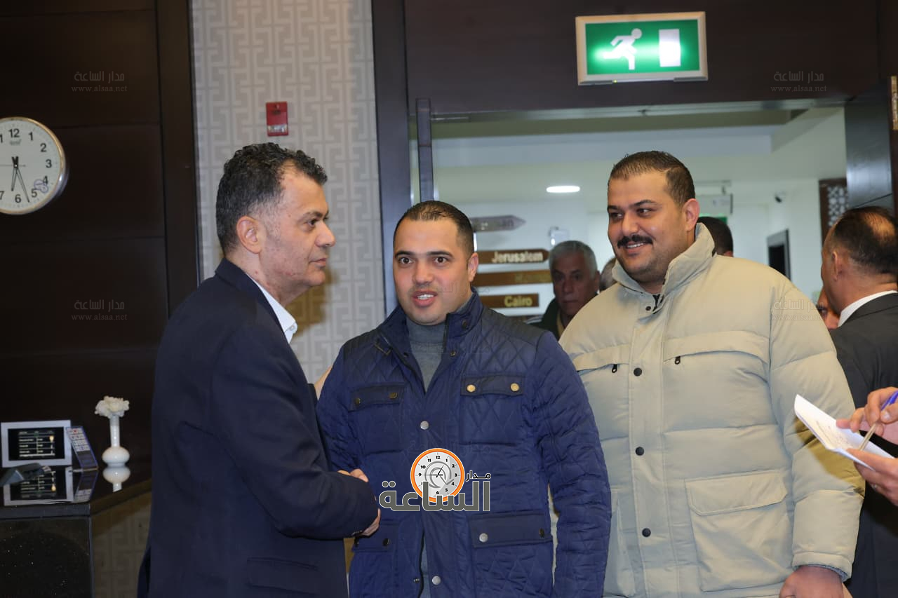 Madar Al-Saa Images 0.533836110171092