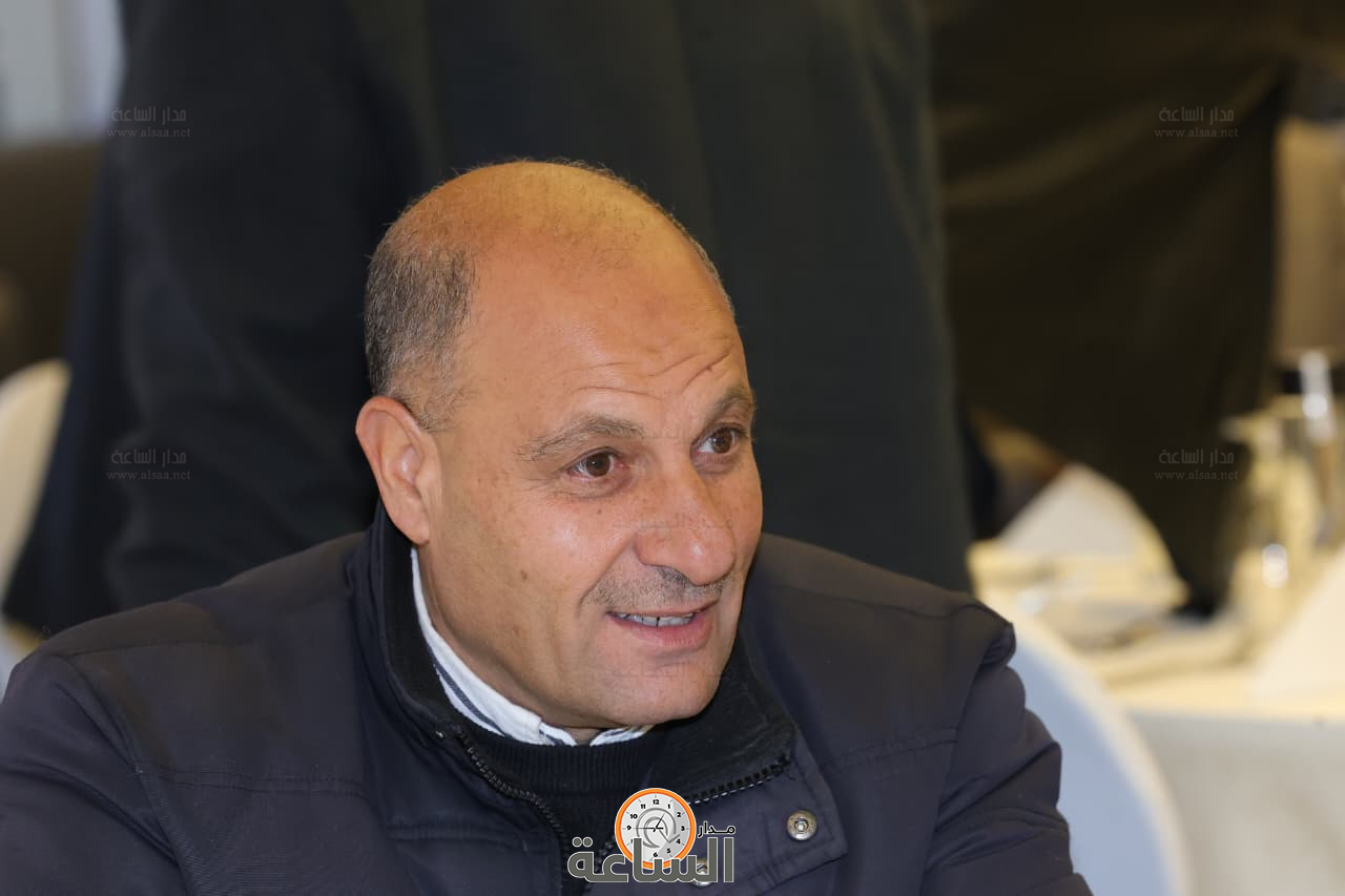 Madar Al-Saa Images 0.28391294381925836