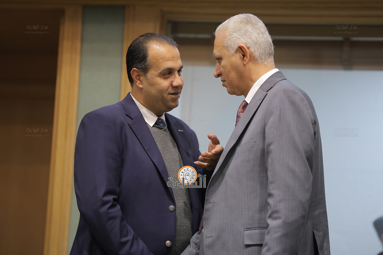 Madar Al-Saa Images 0.7380673302432674