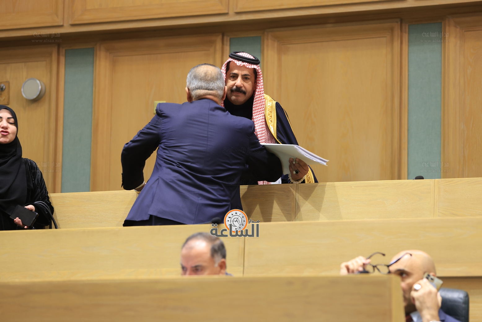 Madar Al-Saa Images 0.16209288657824372