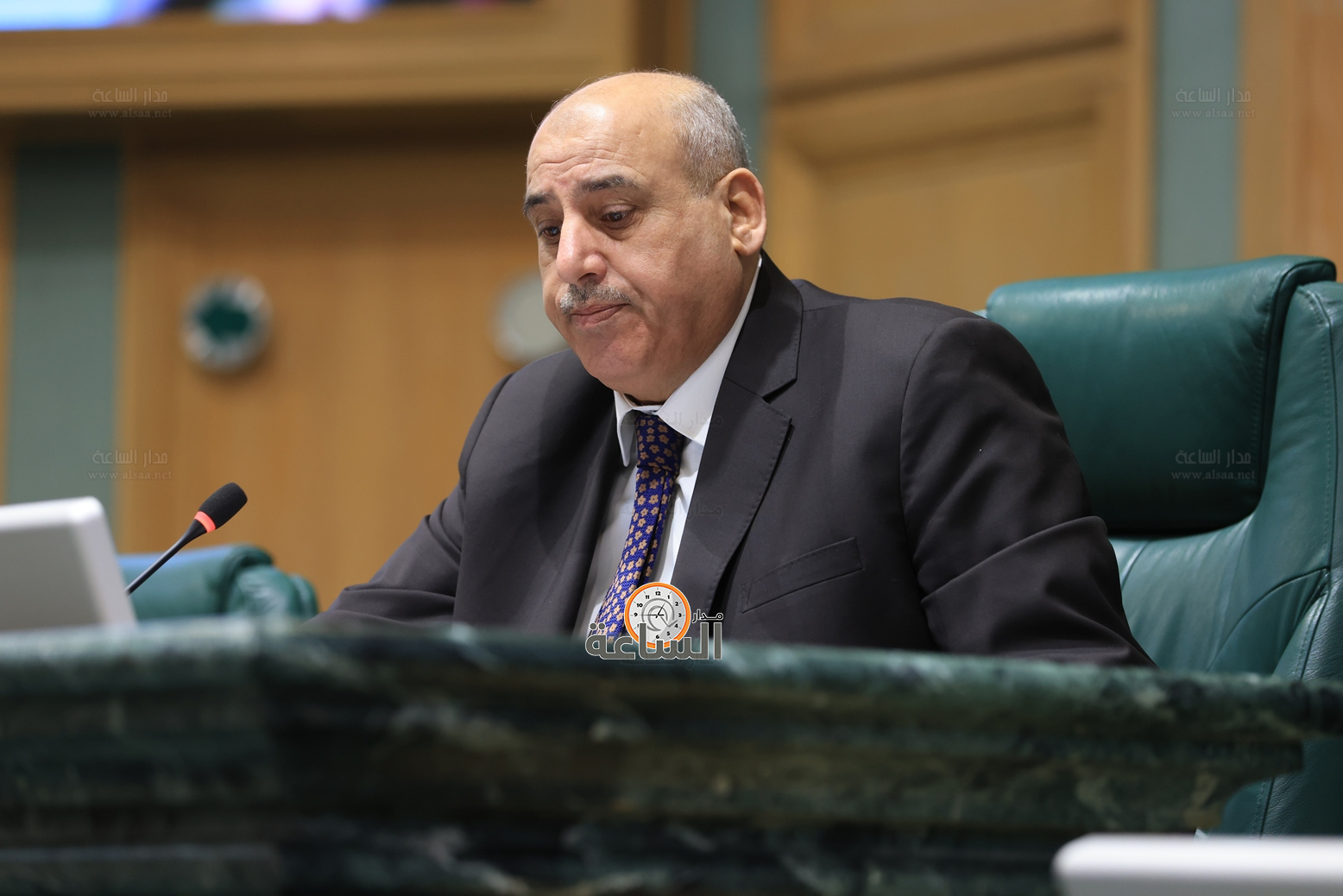 Madar Al-Saa Images 0.33790310952393077