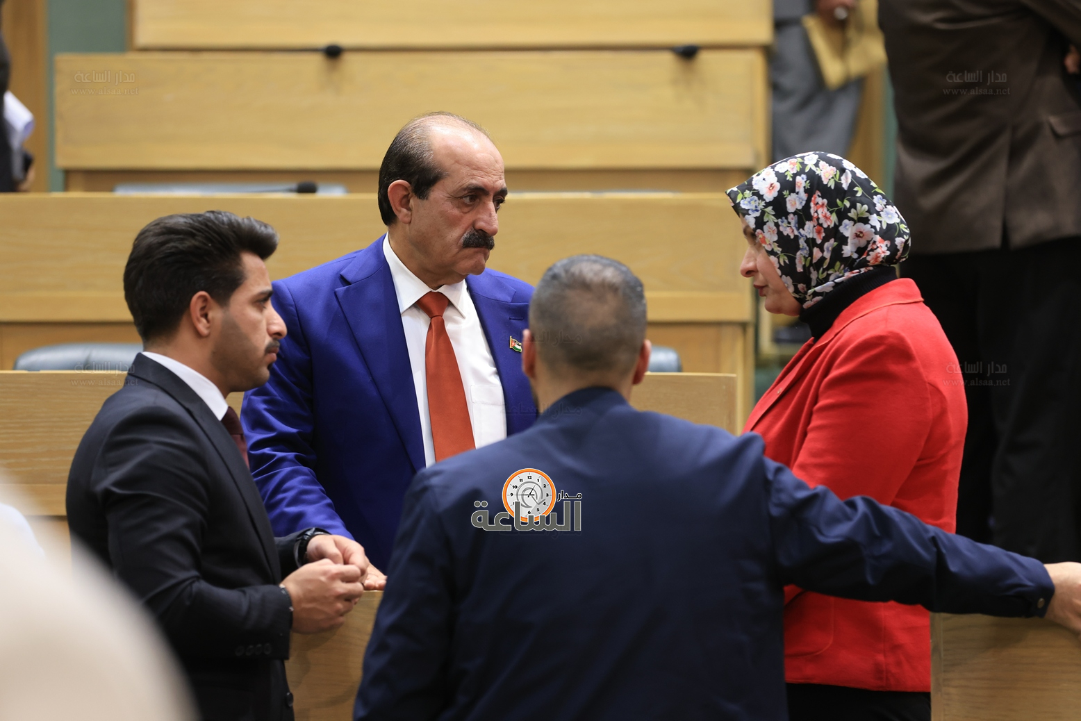 Madar Al-Saa Images 0.5695788024909975