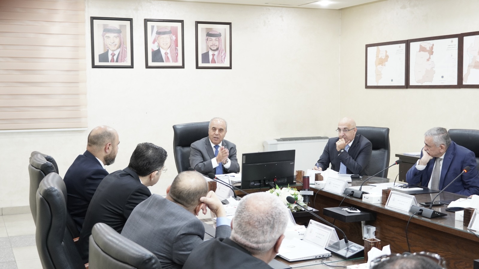 Madar Al-Saa Images 0.3328124727886784