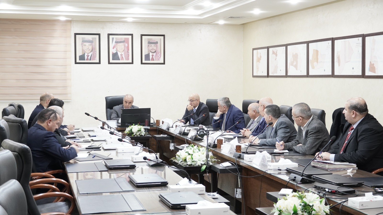 Madar Al-Saa Images 0.9184310654069642