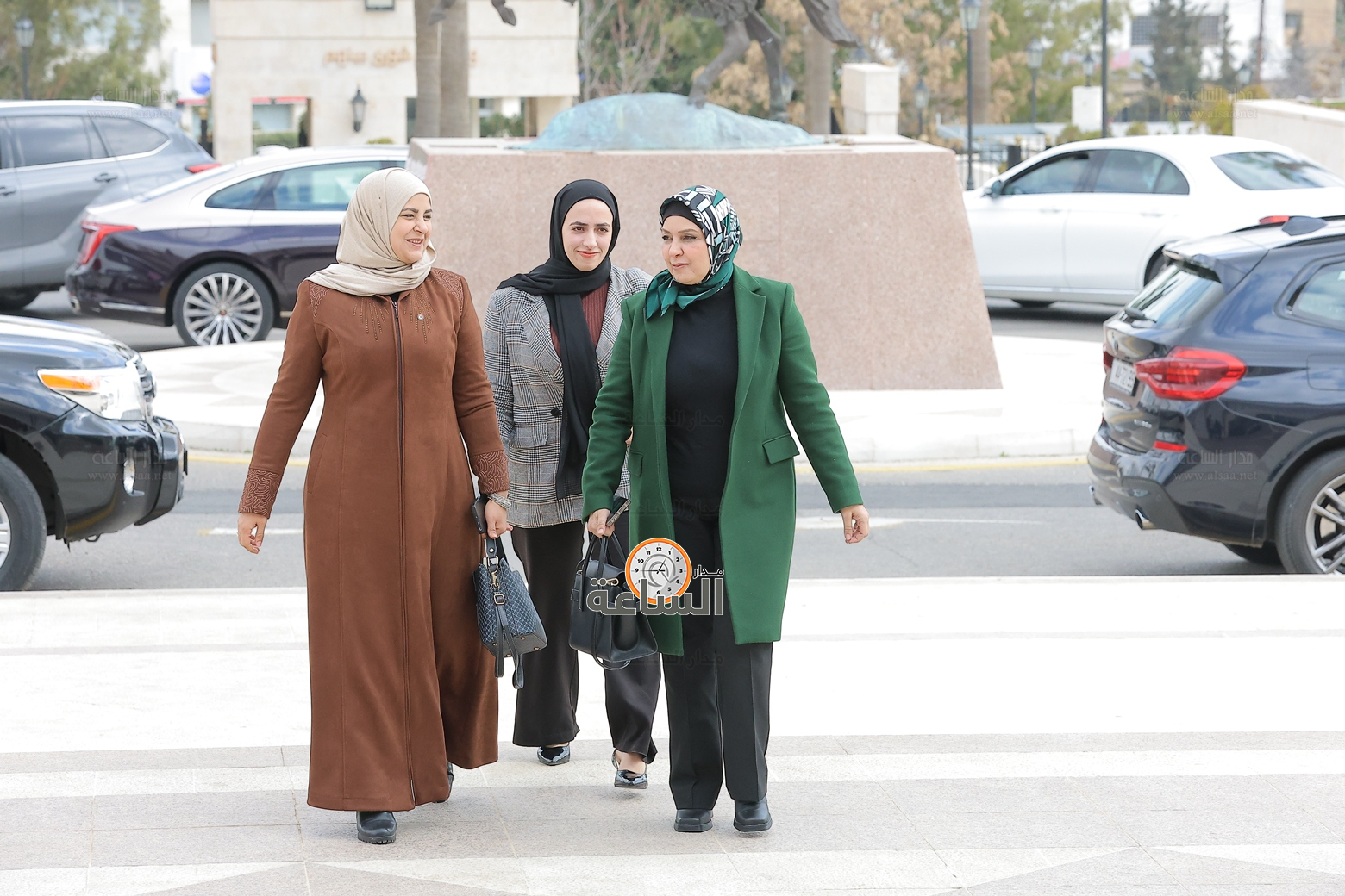 Madar Al-Saa Images 0.4227438310034576