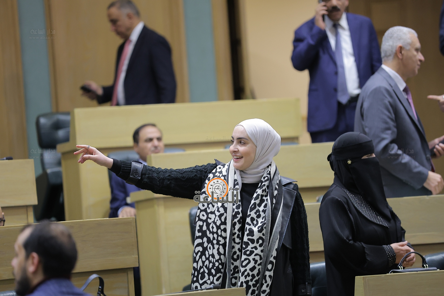 Madar Al-Saa Images 0.8804034590926743