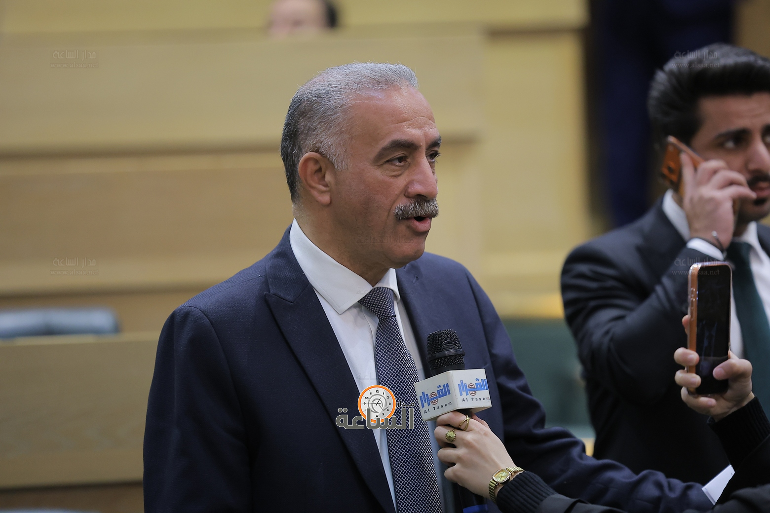 Madar Al-Saa Images 0.4805795708597993