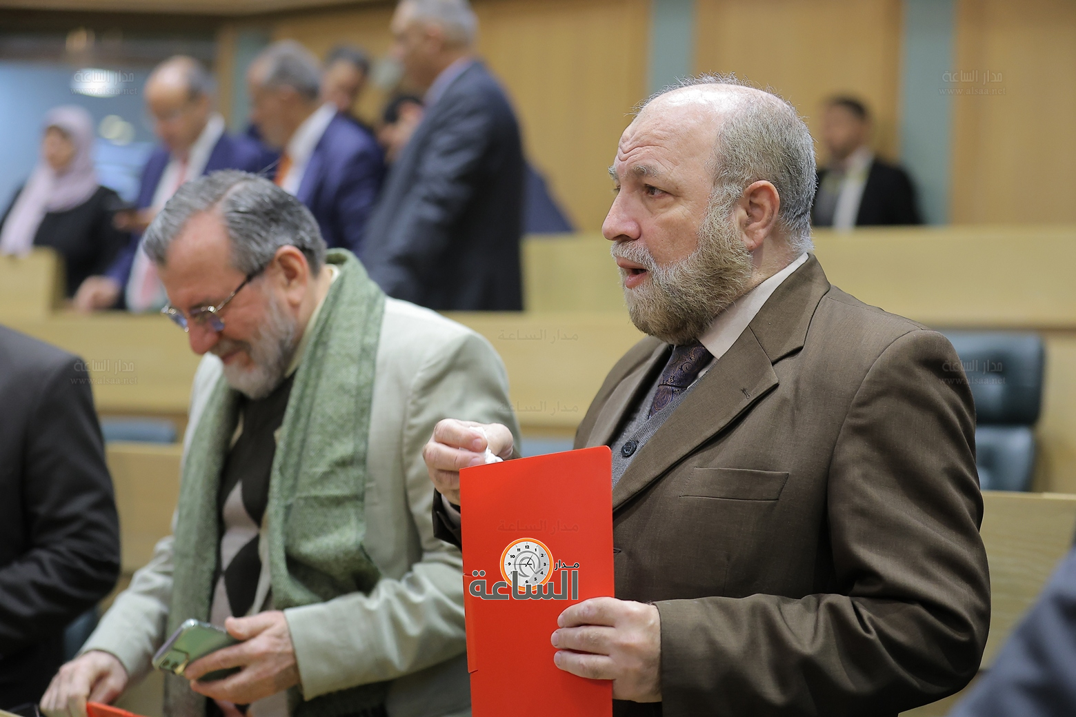 Madar Al-Saa Images 0.8003009550615373