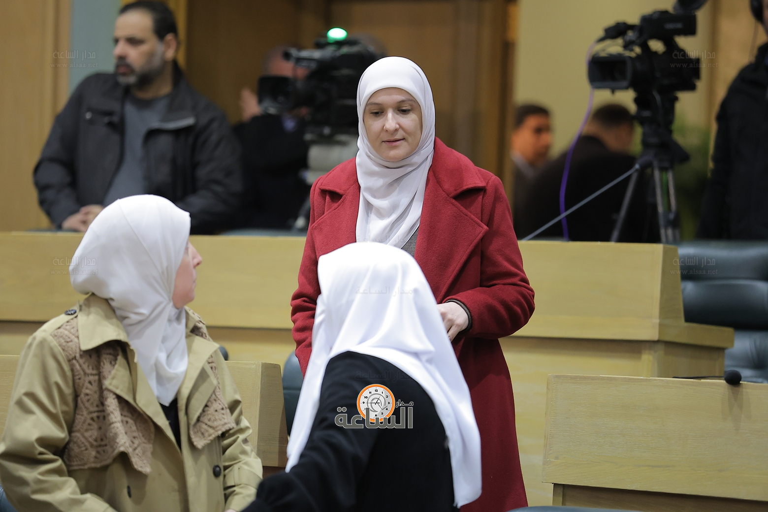 Madar Al-Saa Images 0.1092555561002545