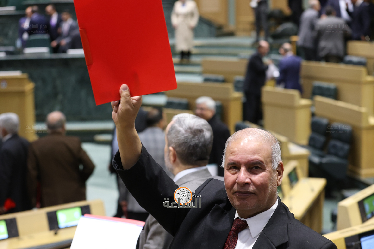 Madar Al-Saa Images 0.051753857460903885