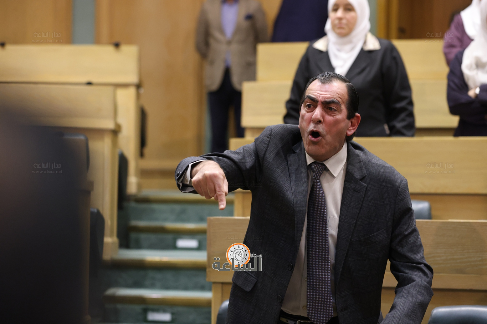 Madar Al-Saa Images 0.3876067942573077