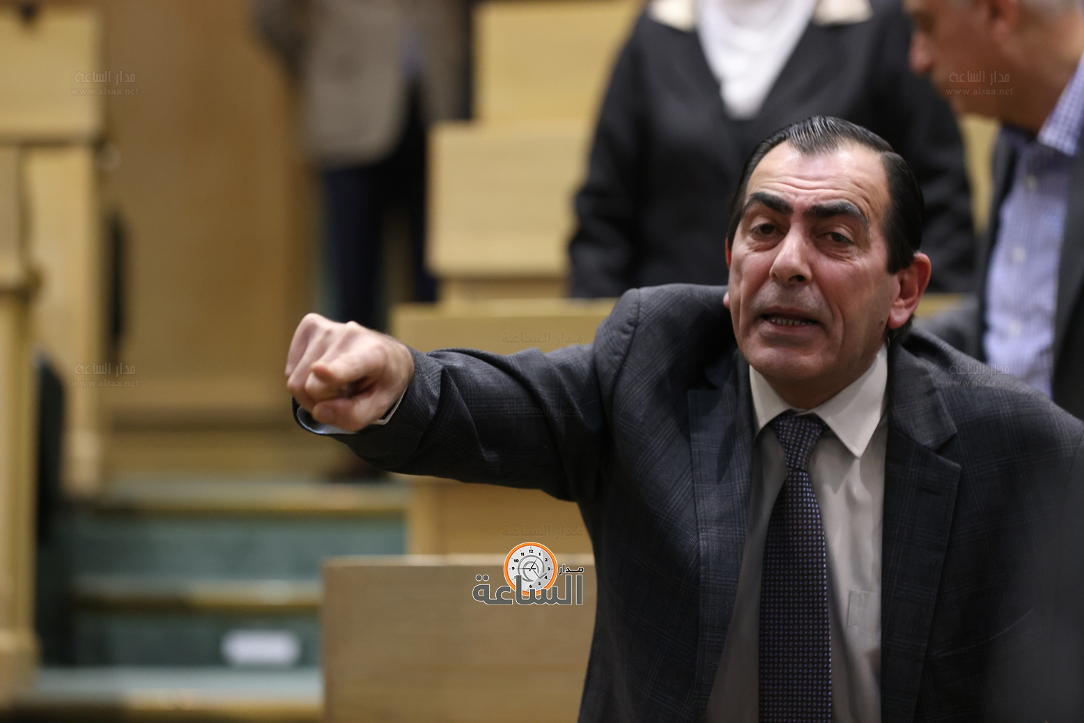 Madar Al-Saa Images 0.4812080515454702