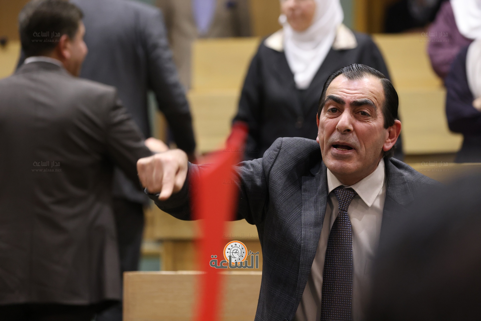 Madar Al-Saa Images 0.010998688482963481