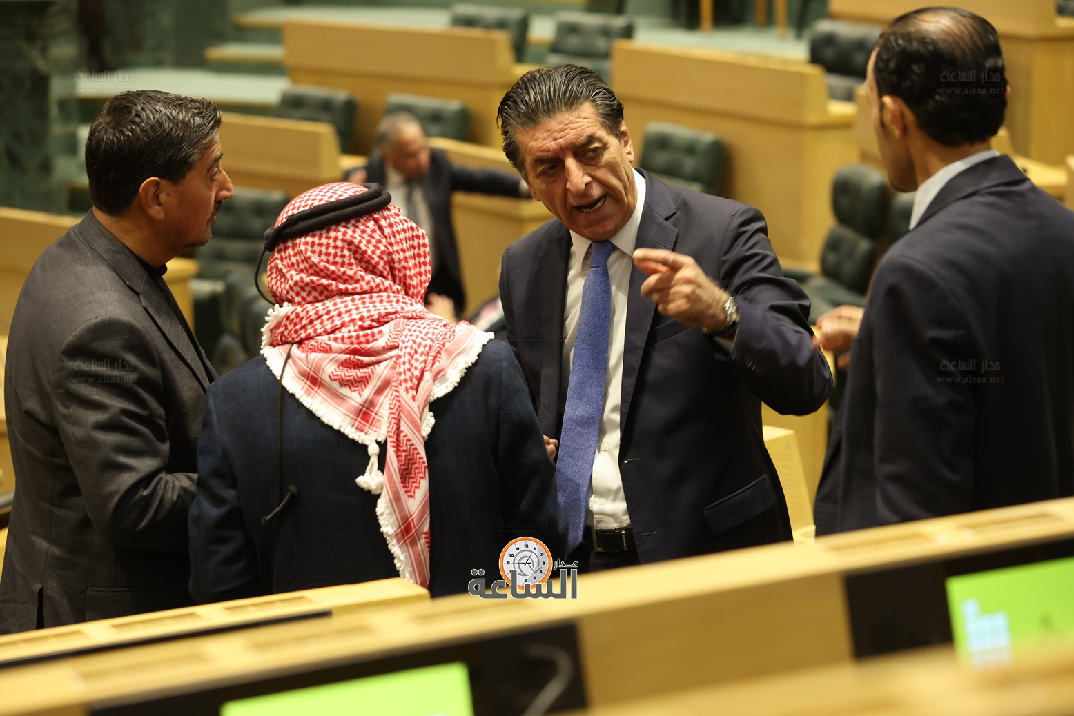 Madar Al-Saa Images 0.5680766813015147