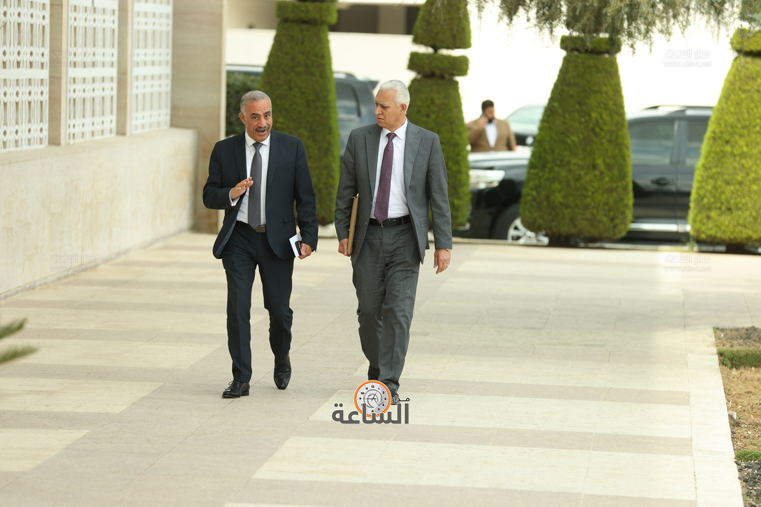 Madar Al-Saa Images 0.44058982284168213