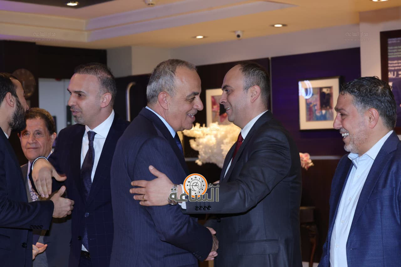 Madar Al-Saa Images 0.5472436234550851