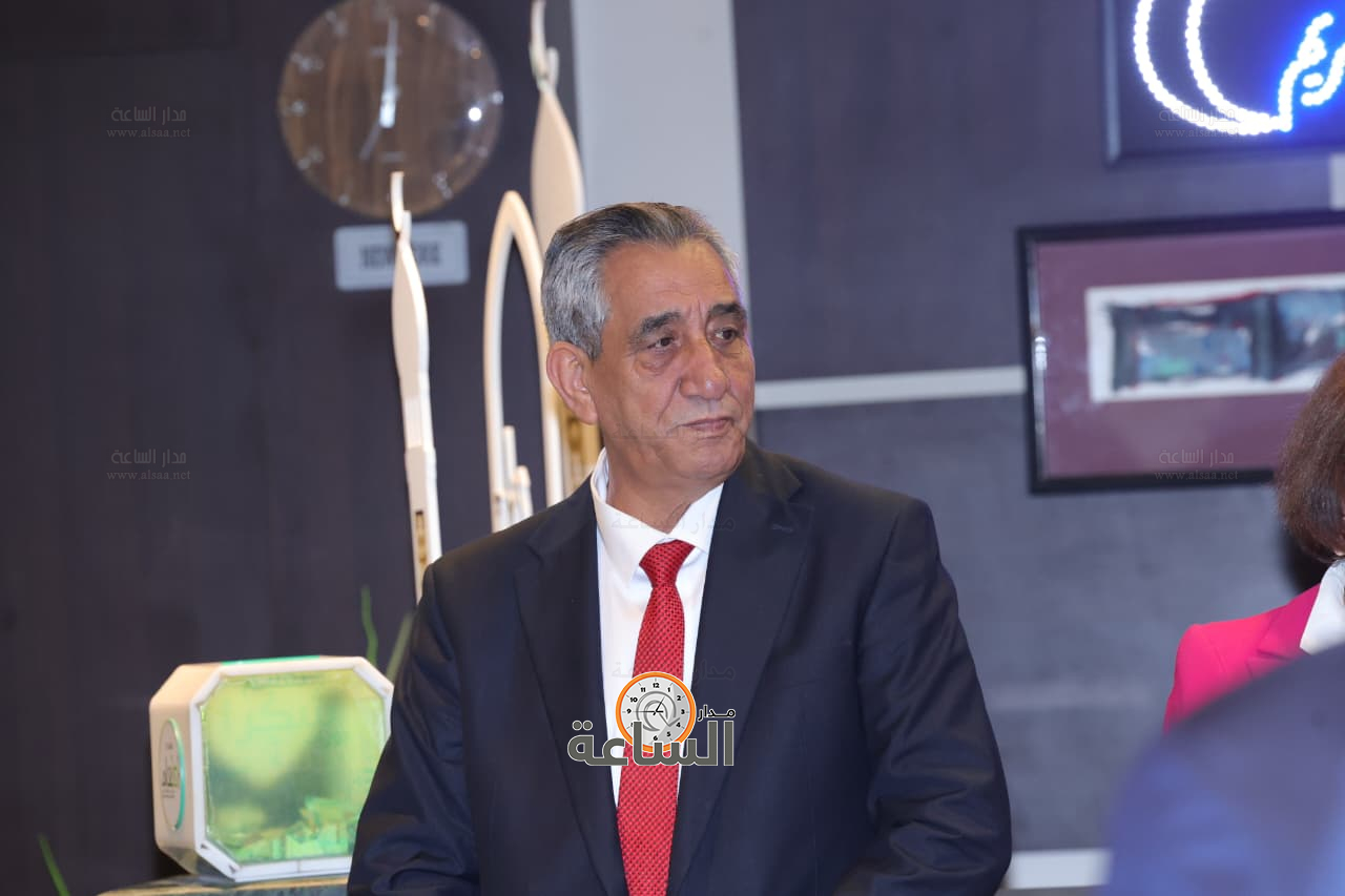 Madar Al-Saa Images 0.3420697649856067