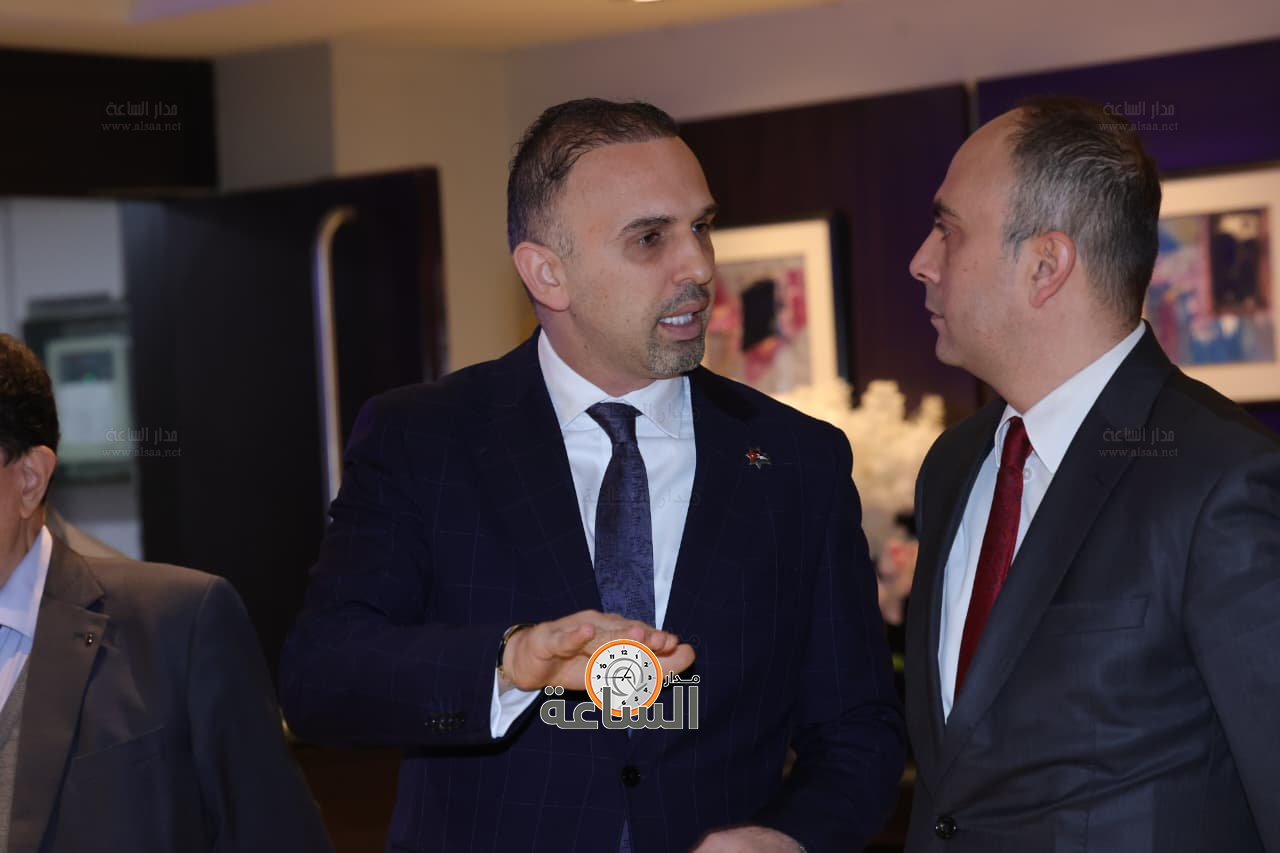 Madar Al-Saa Images 0.3871987369023985