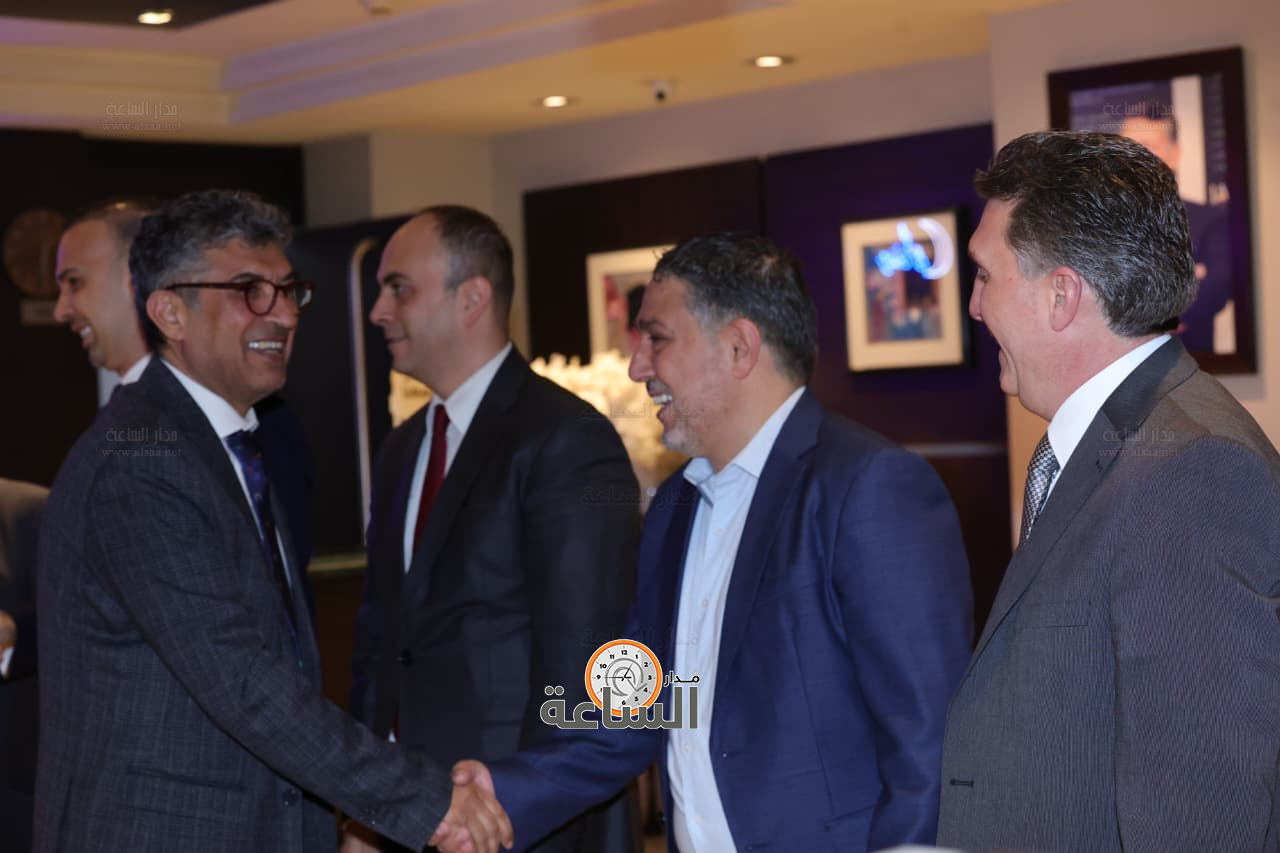 Madar Al-Saa Images 0.4886970824918365