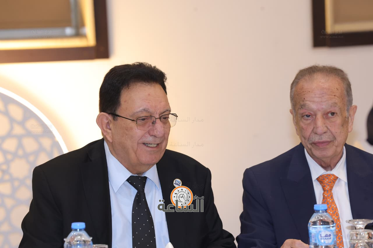 Madar Al-Saa Images 0.9747111845925094