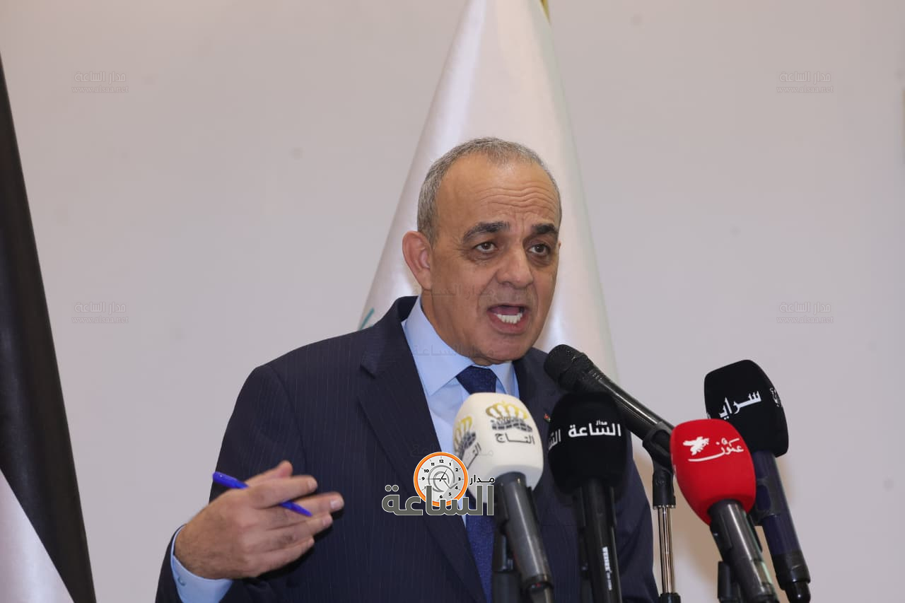 Madar Al-Saa Images 0.5639687920059966