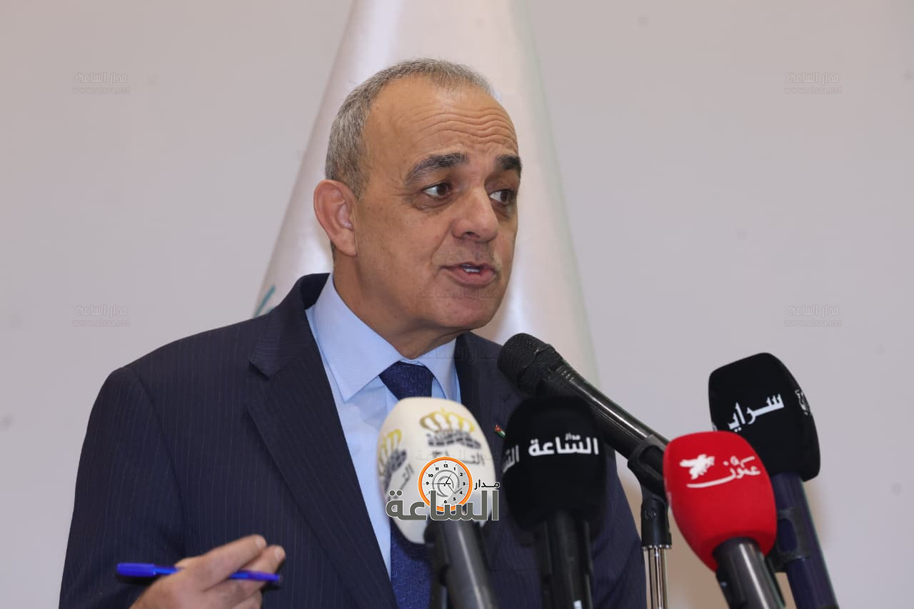 Madar Al-Saa Images 0.3677942943060907