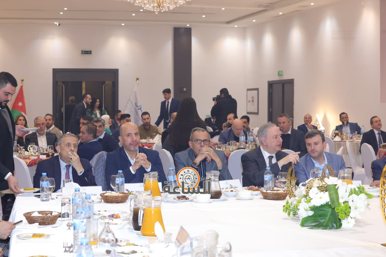 Madar Al-Saa Images 0.43078649649192147