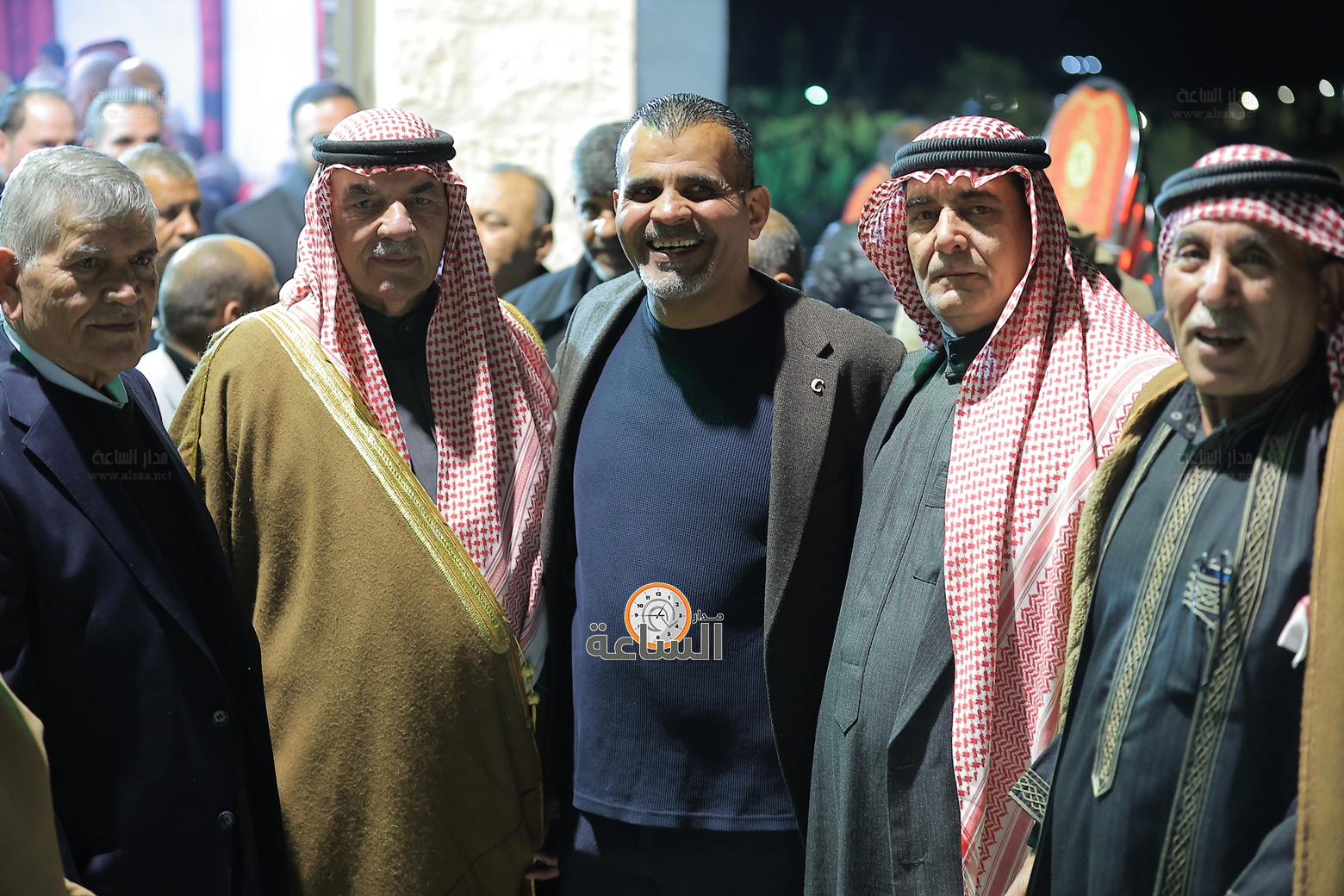 Madar Al-Saa Images 0.20041553652600164