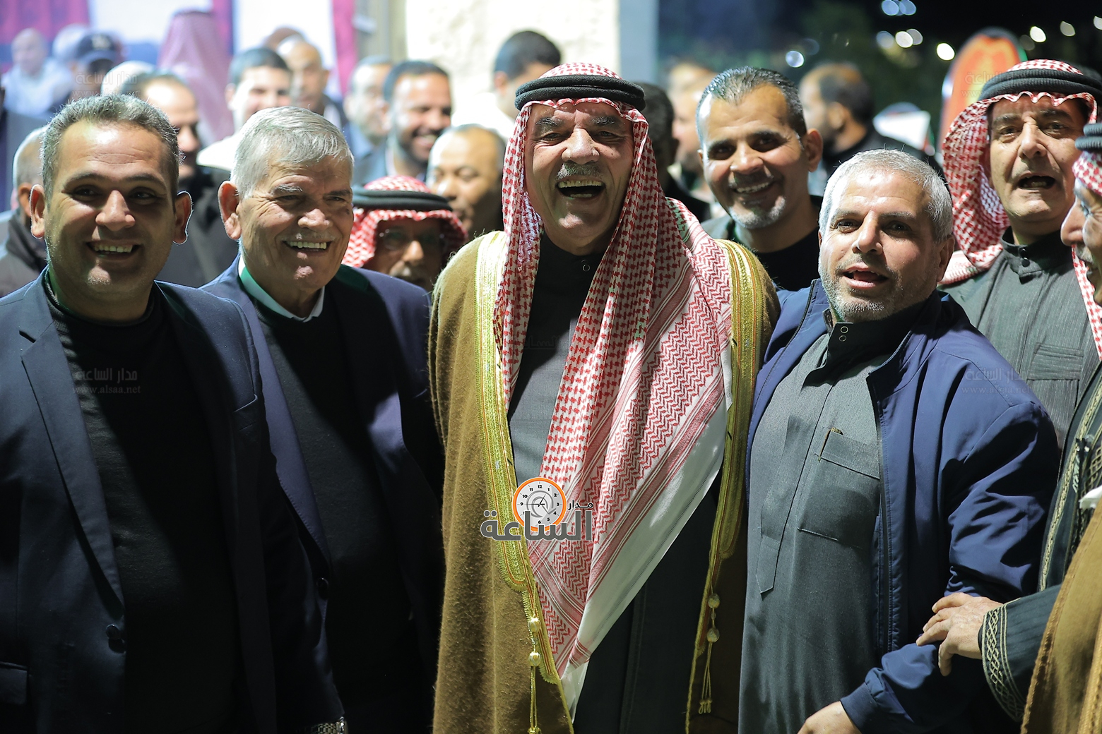 Madar Al-Saa Images 0.4216639290817189