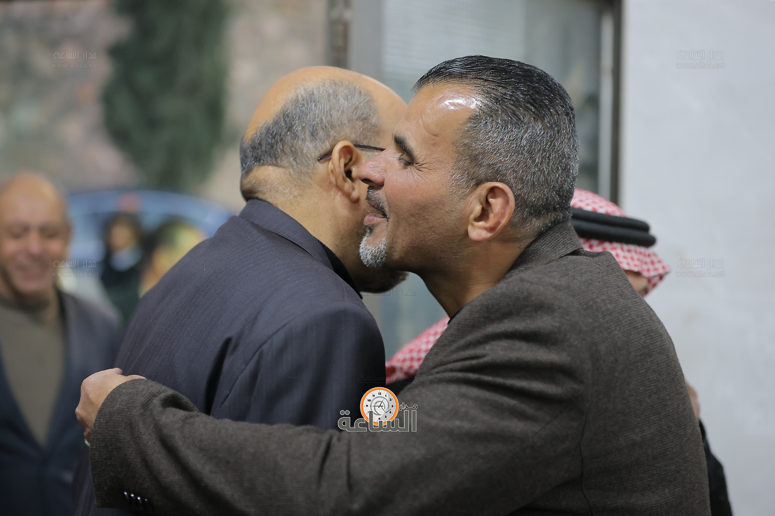 Madar Al-Saa Images 0.13726649377857836