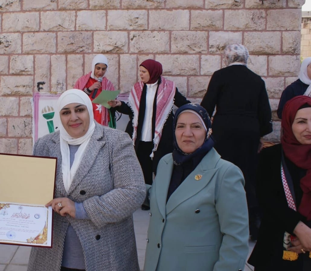 Madar Al-Saa Images 0.09860306824906806