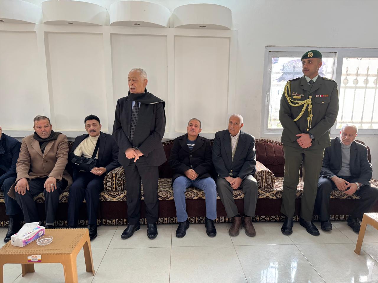 Madar Al-Saa Images 0.20369930907715816