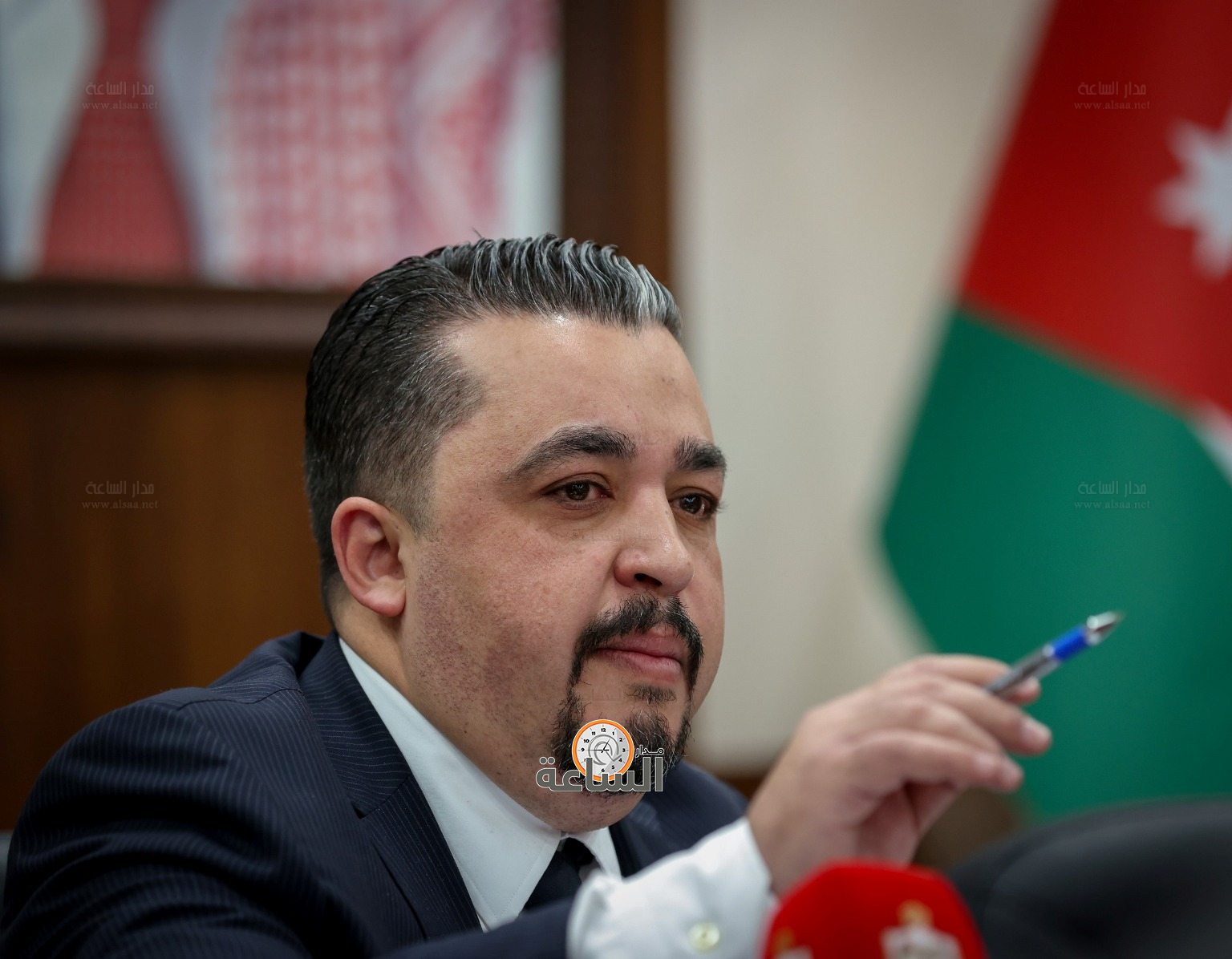 Madar Al-Saa Images 0.6884818250302525