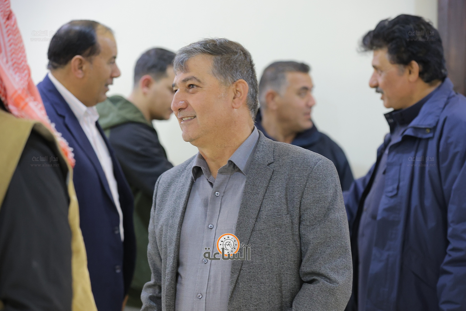 Madar Al-Saa Images 0.9793689652677869