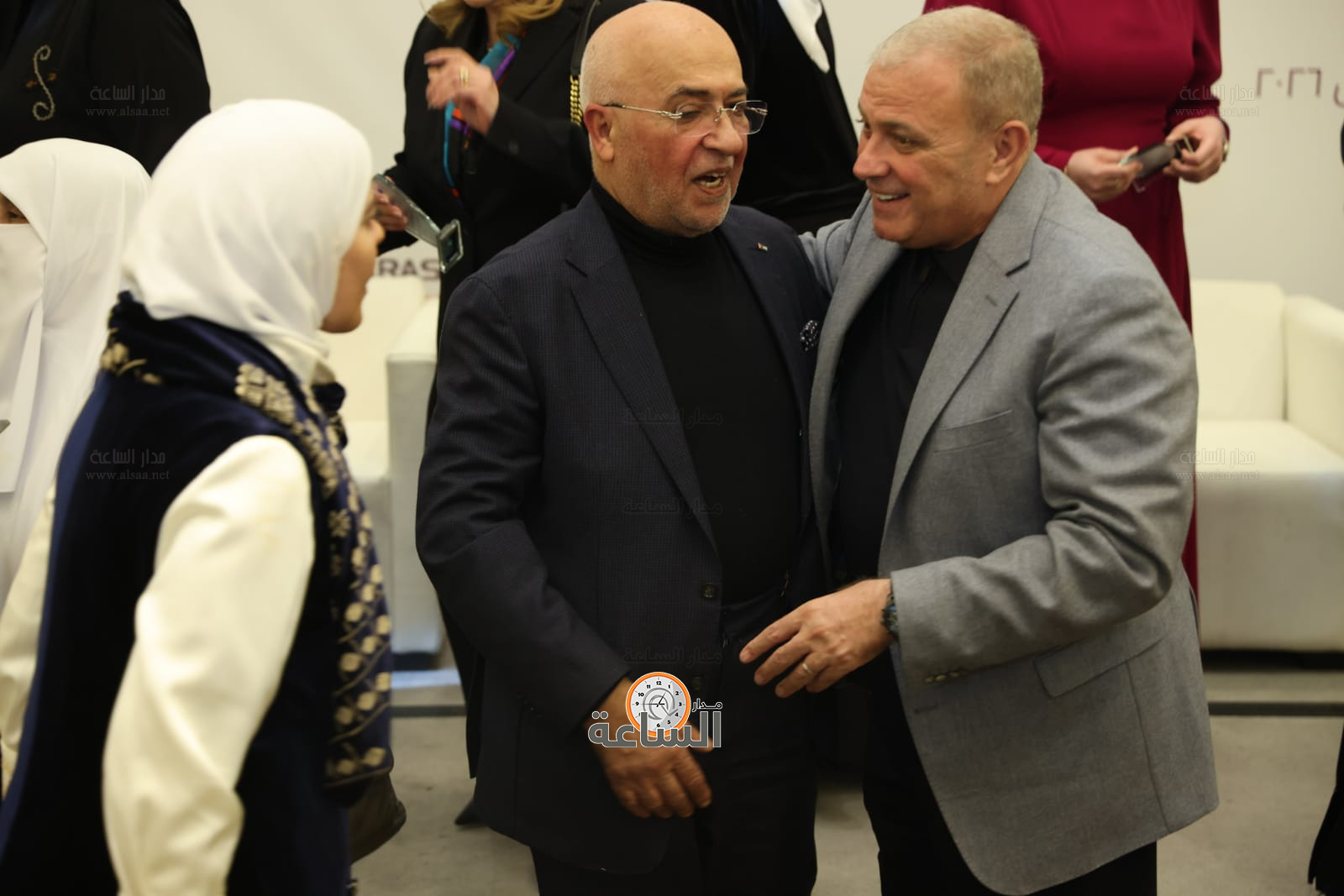 Madar Al-Saa Images 0.648065810904417