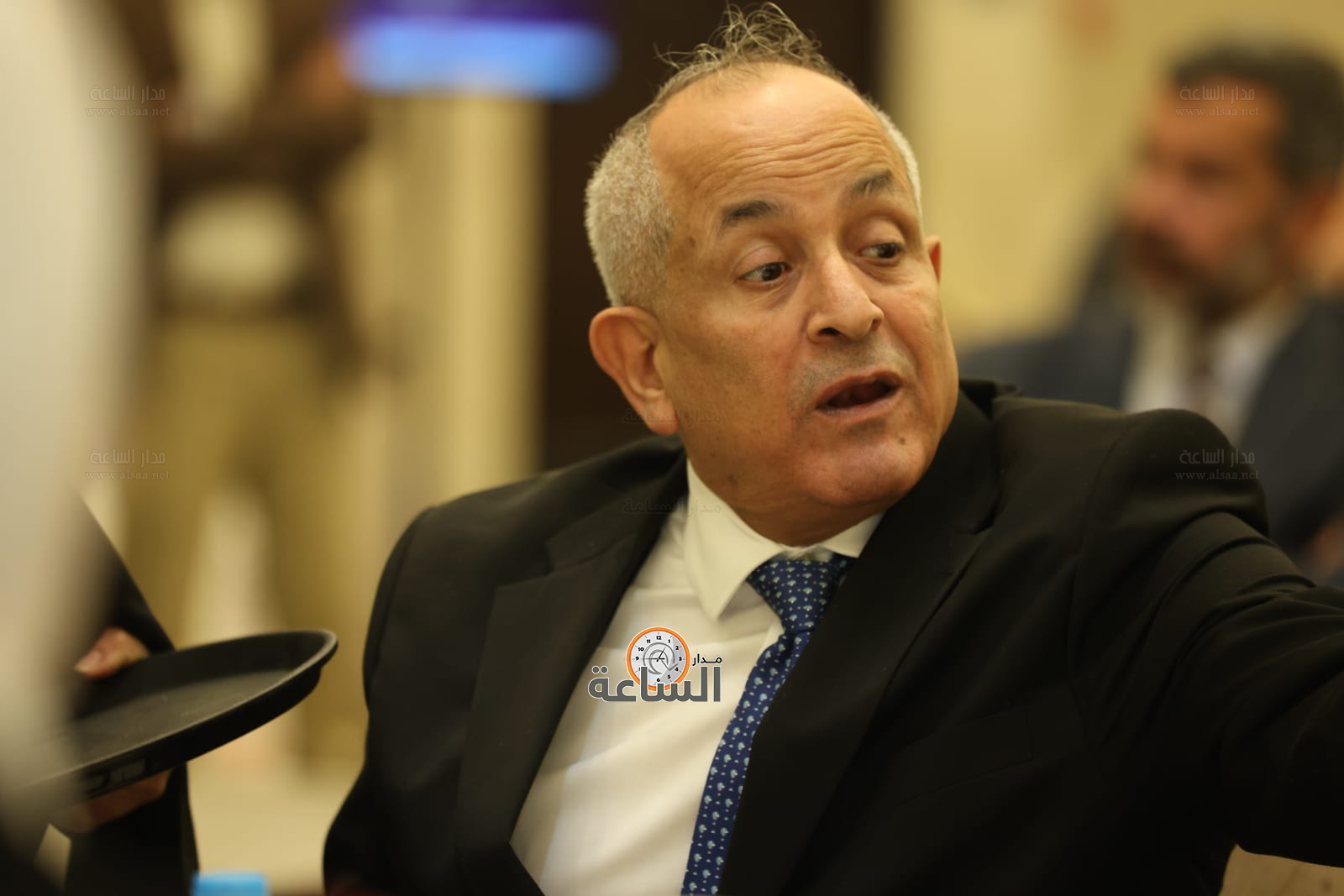 Madar Al-Saa Images 0.4057479225272609