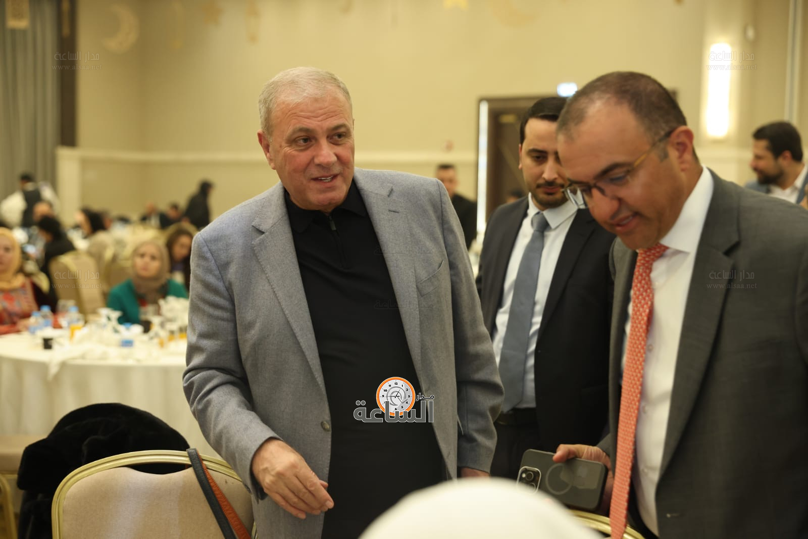 Madar Al-Saa Images 0.4805106697498083