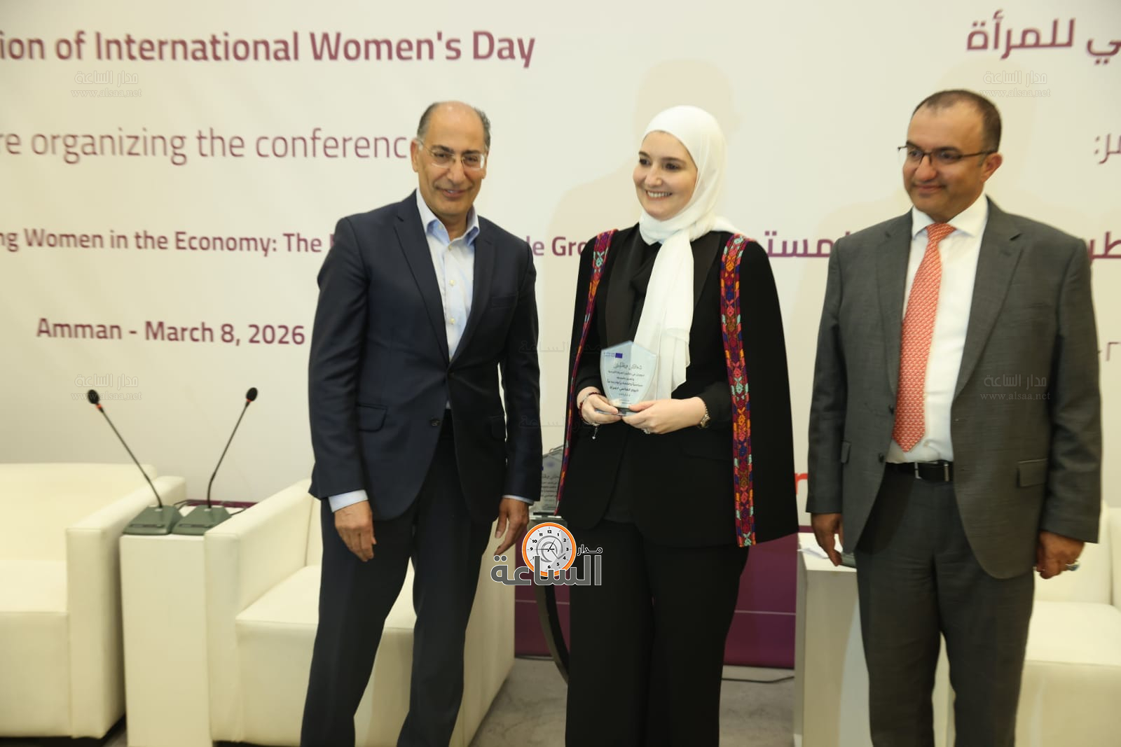 Madar Al-Saa Images 0.566228643682183