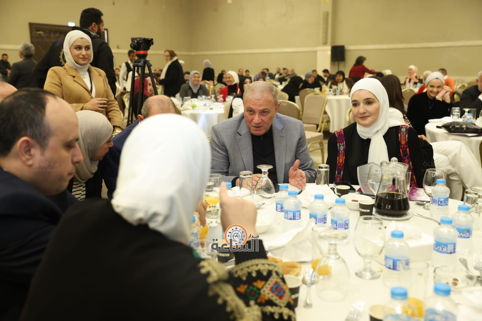 Madar Al-Saa Images 0.7618700407723479