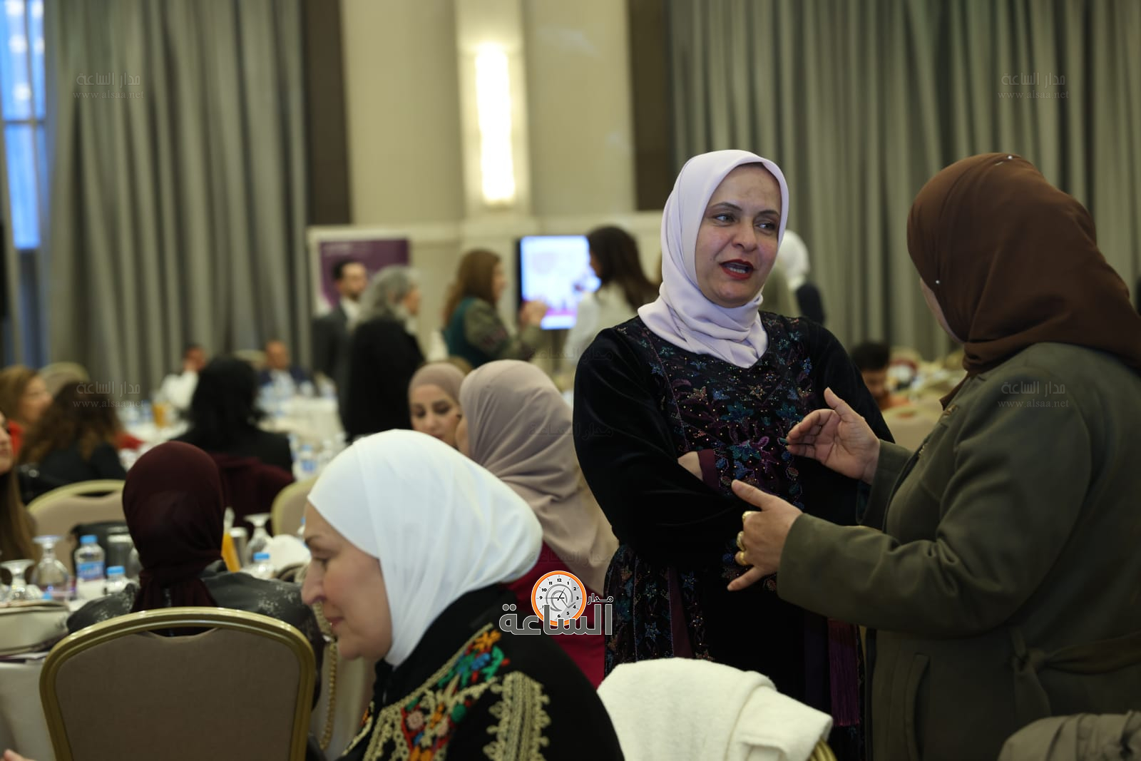 Madar Al-Saa Images 0.59848532845408