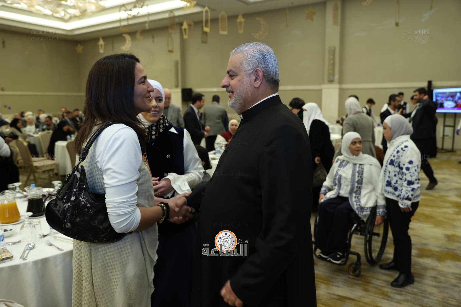 Madar Al-Saa Images 0.5937346284942124