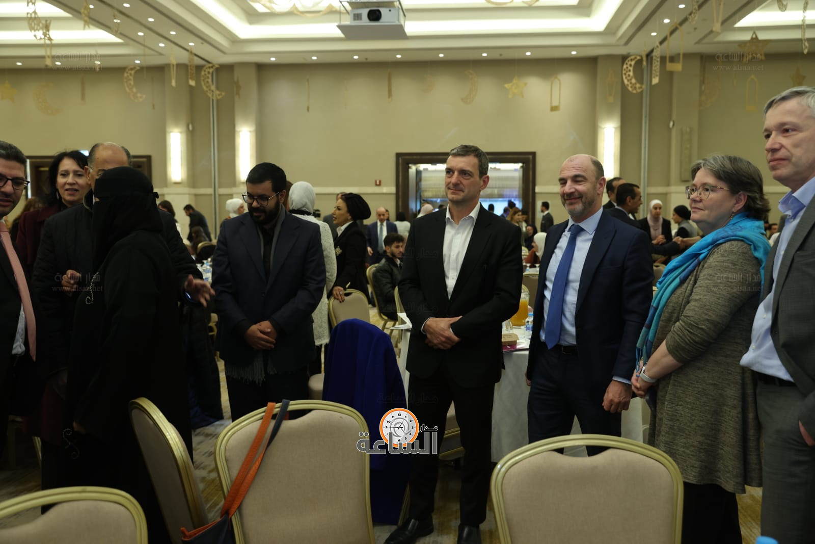 Madar Al-Saa Images 0.49297742142362966