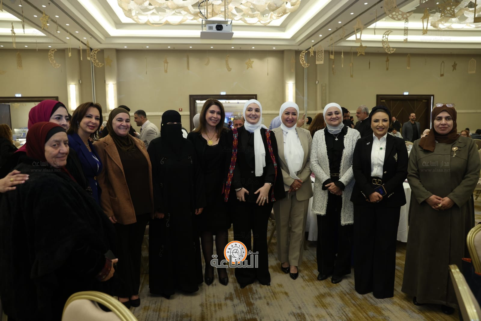 Madar Al-Saa Images 0.1543361183712244