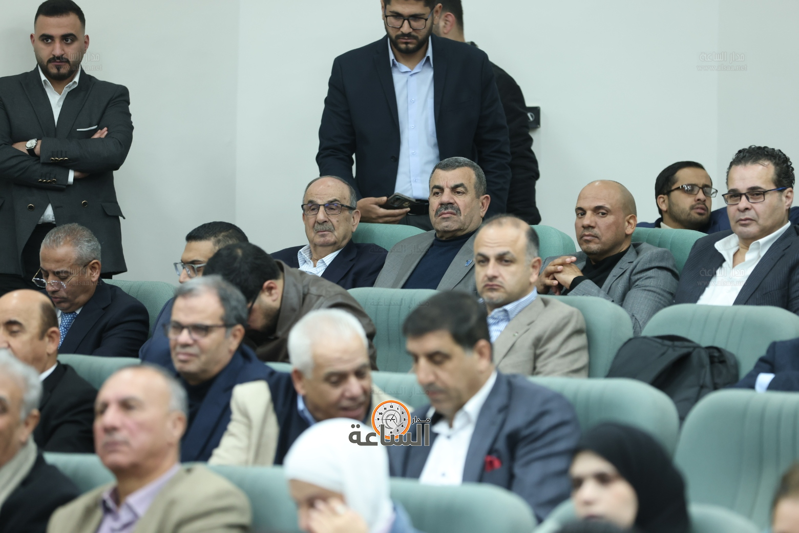 Madar Al-Saa Images 0.9416986363952817