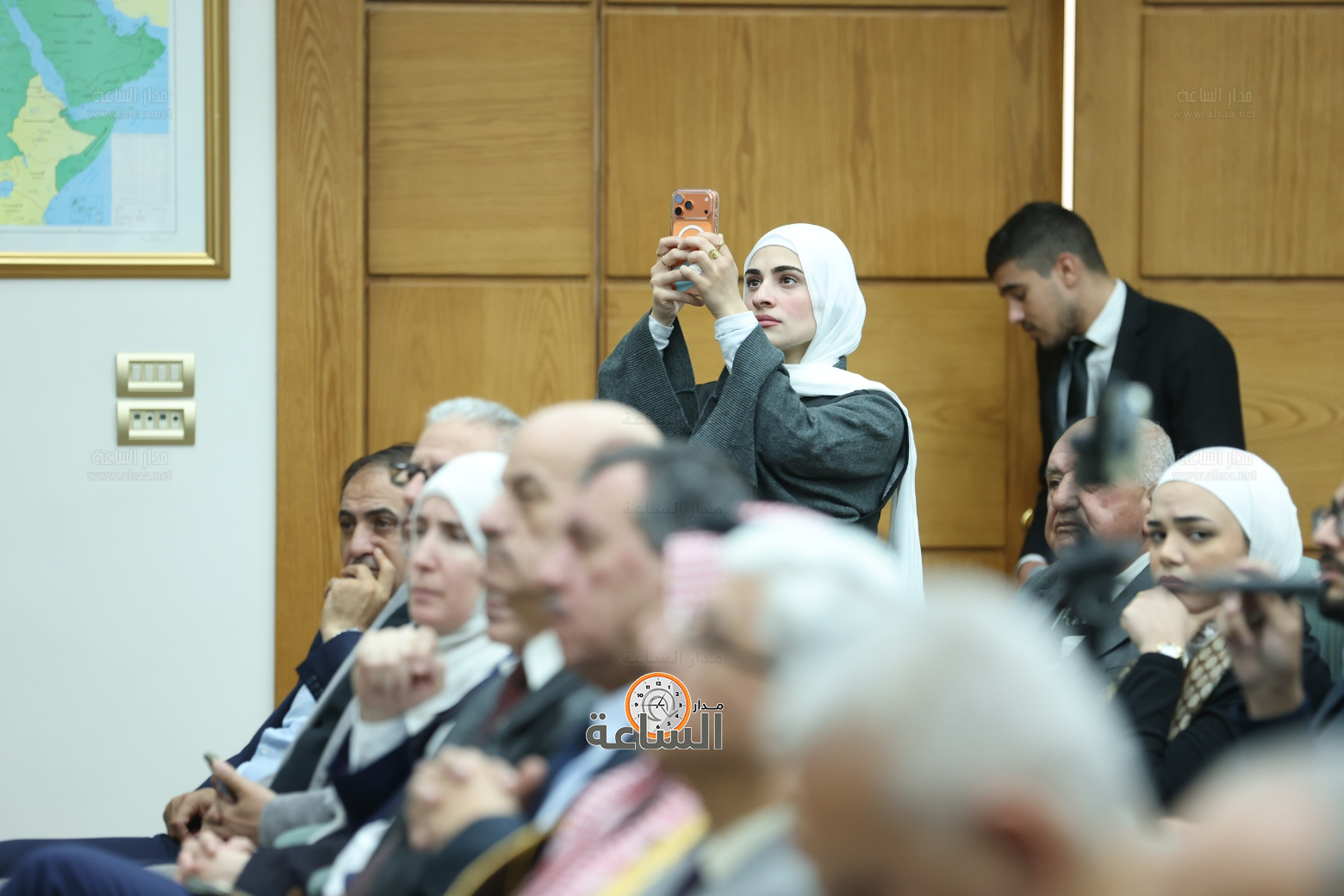 Madar Al-Saa Images 0.833449044627037