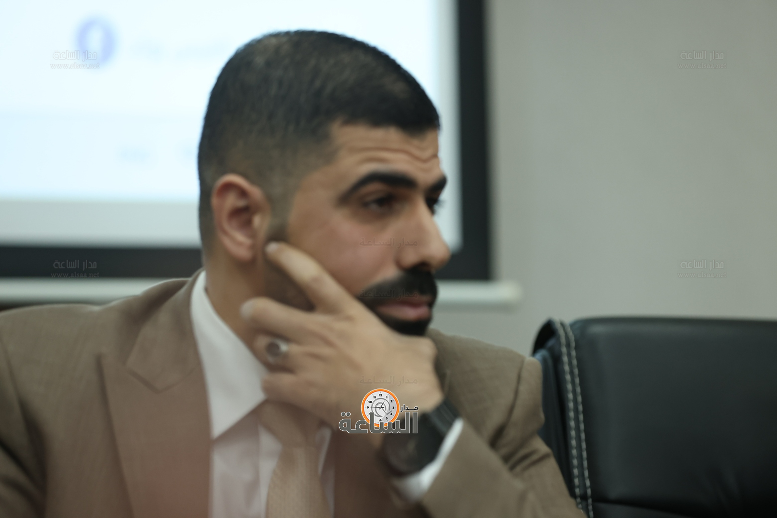 Madar Al-Saa Images 0.11219872398775266