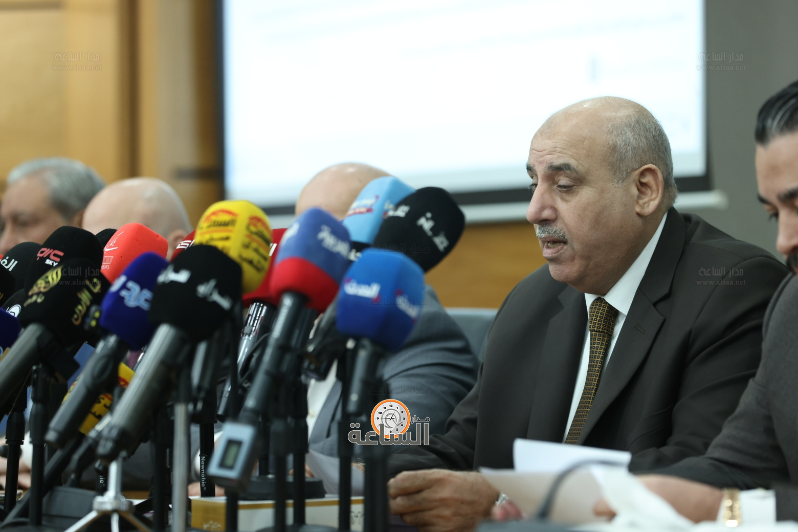 Madar Al-Saa Images 0.753779197180822